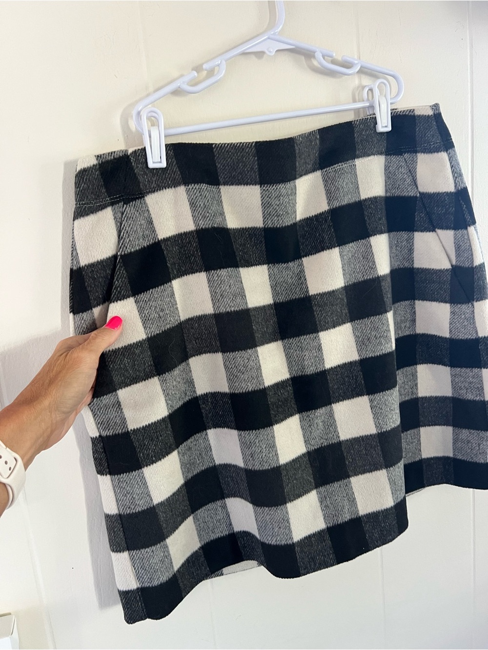 Ladies Size 10 LOFT Black and White Check Mini Skirt Wool Blend - Picture 3 of 7